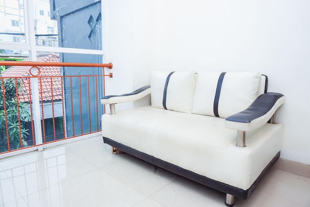Sarkawi Residence Jakarta Exterior foto